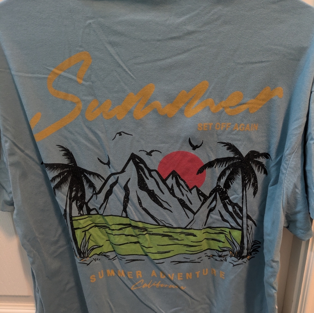 Graphic tee - Picture 2 of 4